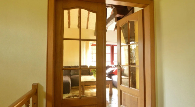 Ardennes Villa With Riverside Garden and Views, Rezervasyon Villa Liege kır evleri, Küçük Ev