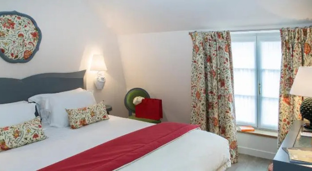 Четырёхместный номер Deluxe Relais des Trois Châteaux Hôtel-Restaurant - Teritoria