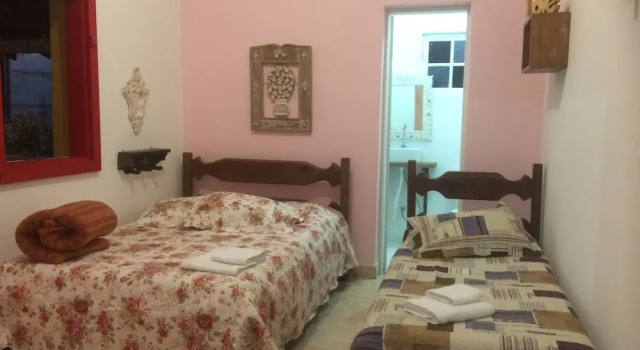 Pousada Vivenda dos Anjos, Забронировать Отель Отели Тирадентис с парковкой, рядом с Tiradentes Serra Club, Парковка