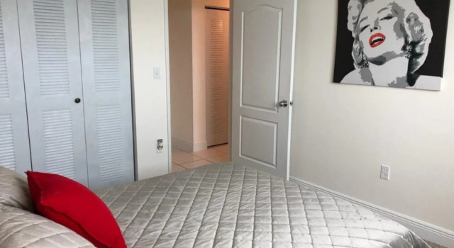 Sunny Isles 2 Bedroom, Забронировать Отель Отели Miami Metropolitan Area 3 звезды, 3*