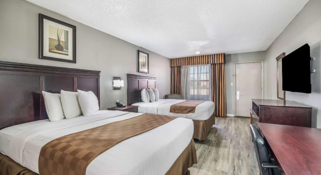 Четырёхместный номер Standard Americas Best Value Inn Arkadelphia