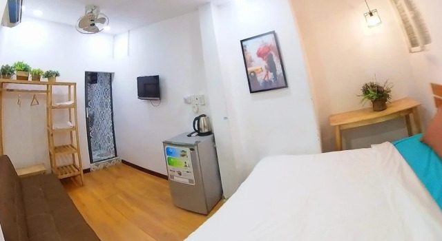 Language Exchange Hotel 3