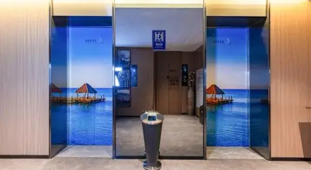 Yeste International Hotel (Mangshi Square · New Play Factory Branch), Prenota Hotel Mangshi Yunnan