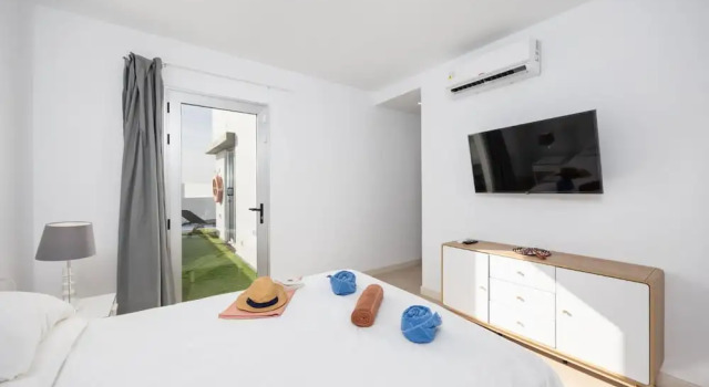 Villa Janubio With 3 Bedrooms and 2 Bathrooms