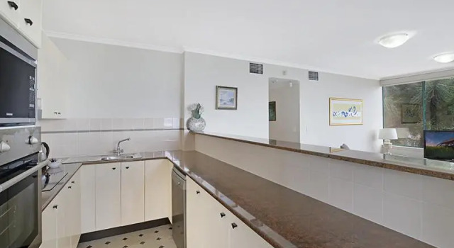 Апартаменты с 2 комнатами с видом на океан The Coogee View Beachfront Serviced Apartments