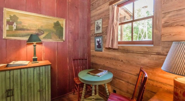 Ada's Peach Street Hideaway - Whole House