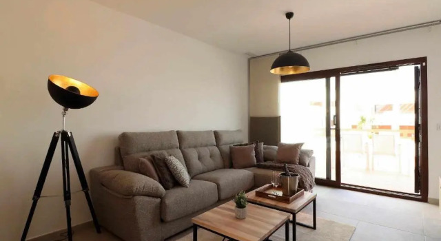 Marysol apartamento de lujo balcón azotea piscina comun a la playa