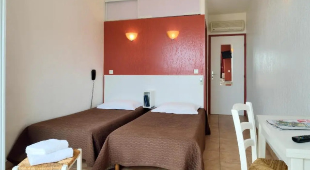 Трёхместный номер Standard Hotel Alata
