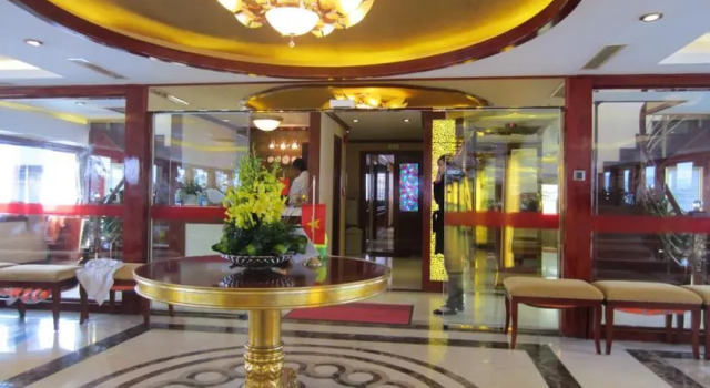 Golden Cruise