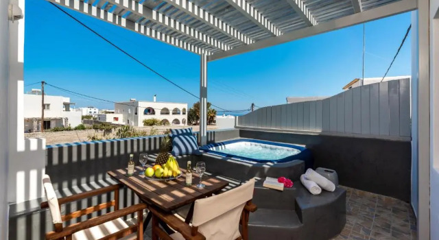 Люкс Deluxe Aerenia Luxury Suites