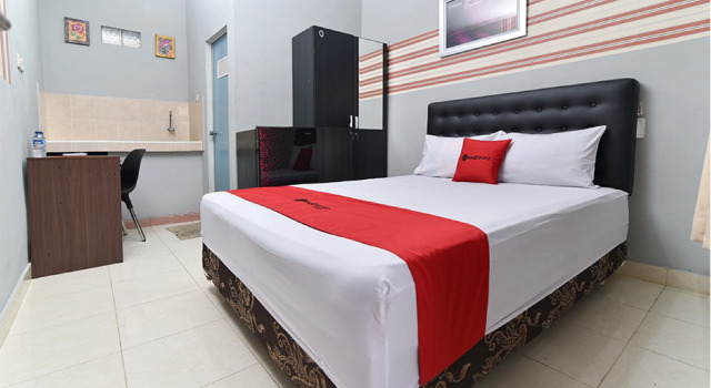 RedDoorz near Teuku Umar Barat Denpasar, Забронировать Отель Денпасар Denpasar Municipality