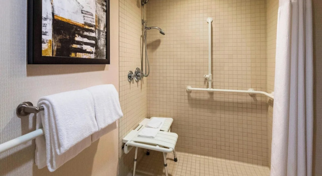 Люкс Courtyard by Marriott Atlanta Buford Mall of Georgia
