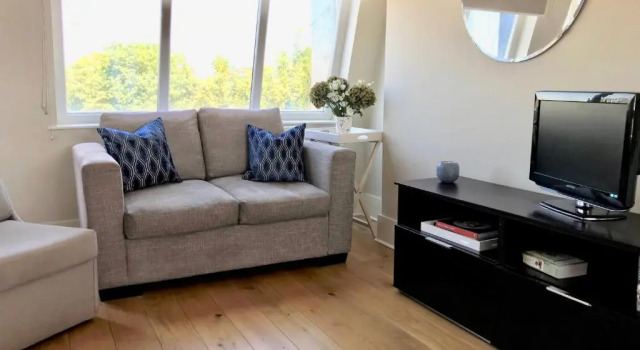 Central Loft Studio 1 min to station zone 2
