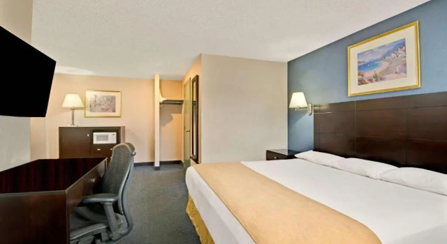 Номер Standard Super 8 by Wyndham Milford/New Haven