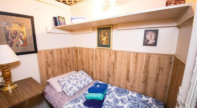 Капсула Interfaith Retreats