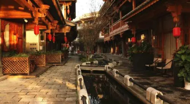 Yunan Lotus Garden Hotel, Rezerwuj Hotel Hotele w Kunming z parkingiem, Parking