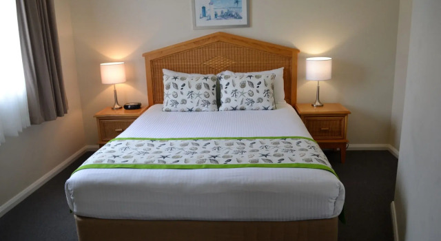 Flynns Beach Resort, Забронировать Курортный отель Отели Порт-Маккуори 4 звезды, рядом с Oxley Beach, 4*
