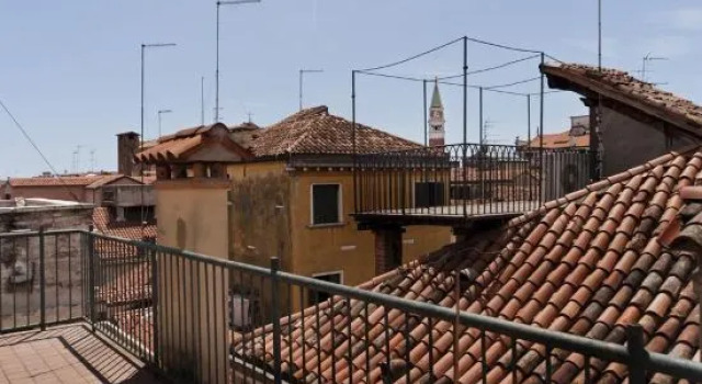 Rialto Franklin, Забронировать Апартаменты/квартира Апартаменты Венеции, рядом с Консульство Франции в Венеции, Апартаменты/квартира
