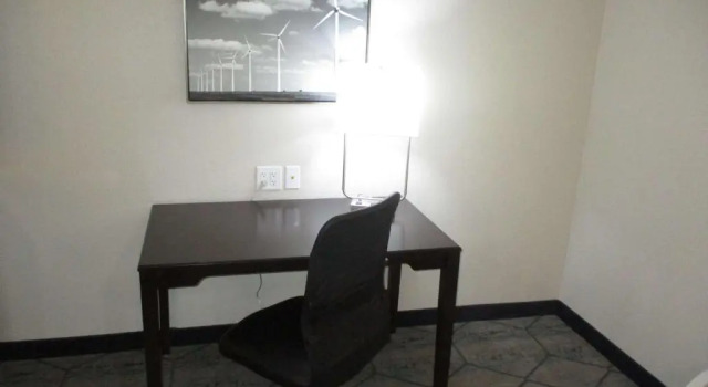 Номер Standard Best Western Plus McPherson