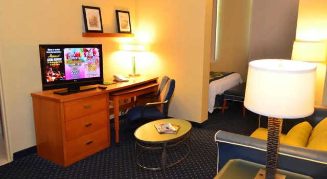 Семейный люкс с 2 комнатами Courtyard Aguadilla