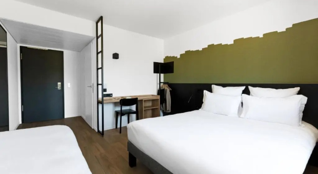 Двухместный номер Accessible B&B HOTEL Nyon