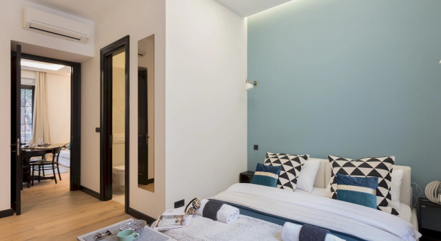 Modern and Design Downtown Apartment in the Center