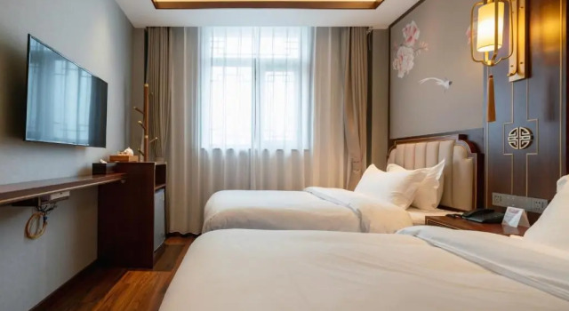 The Yard Hotel Beijing Nanluo Gu Alley, Book Hotel Dongcheng 