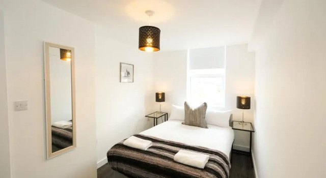 Апартаменты с 3 комнатами Air Host and Stay - Lewbry House Apartments, Liverpool, UK