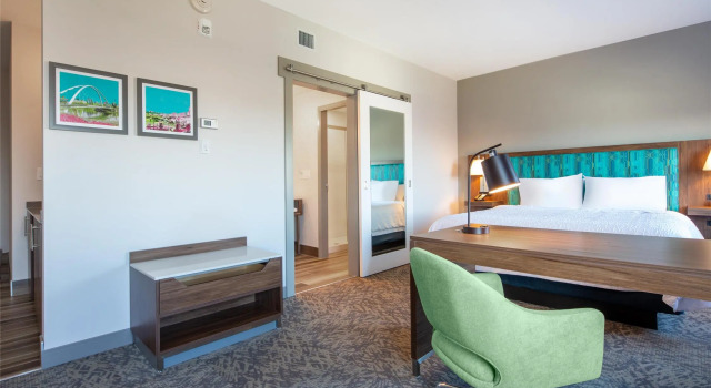 Двухместный люкс Hampton Inn & Suites Edmonton St. Albert, Ab