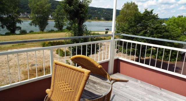 Park-Hotel, Забронировать Отель Бад-Хённинген Westerwald, рядом с Kristall Rheinpark Therme