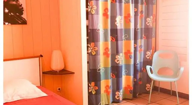 Villa Créole, Varaa Villa Mökit kohteessa Fort-de-France, Mökki
