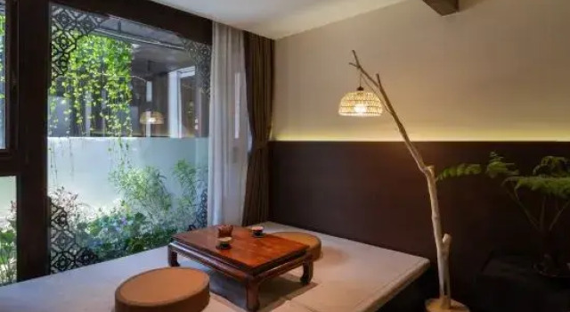 Люкс Bamboo Pavilion·Grace: A Panoramic Sky Garden Art Homestay with Ancient City and Snow Mountain Views