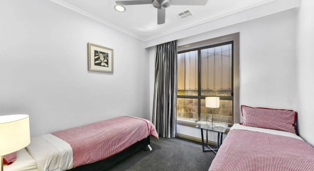 MG Delux Apartment, Book Apartment Mount Gambier 
