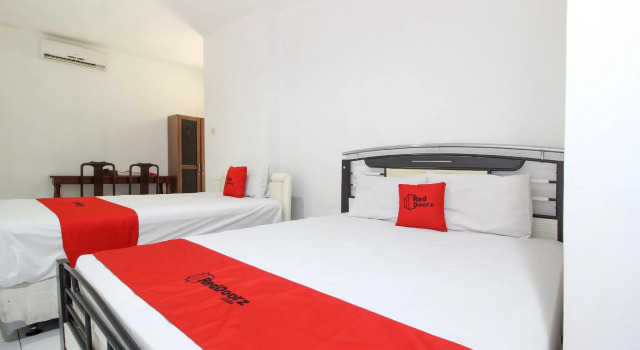 RedDoorz near RS Sarjito Yogyakarta 2, Rezerwuj Hotel Sleman Yogyakarta Province