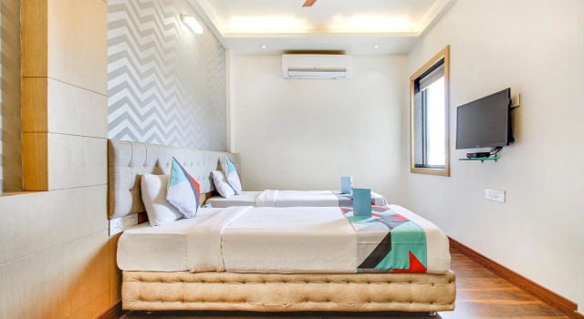 FabHotel Naman Palace