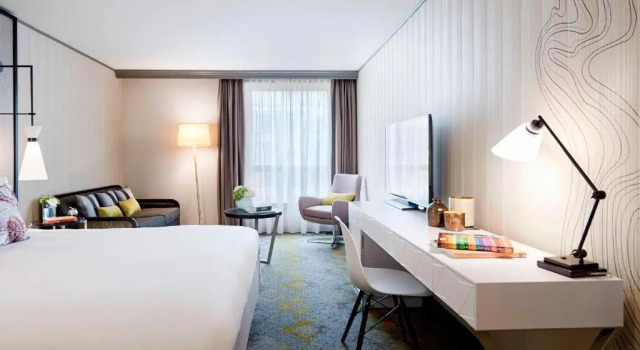 Двухместный Guest room Prestige Larger Renaissance Paris La Defense Hotel