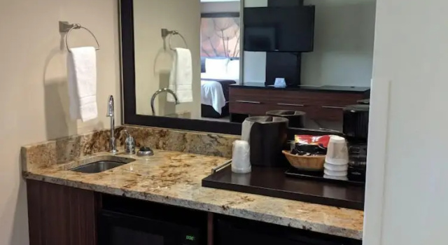 Двухместный люкс Royal River Casino and Hotel