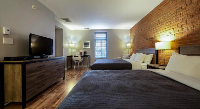 Четырёхместный номер Standard Auberge de La Fontaine