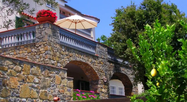 Villa Le Cannicelle, Book Villa Hoteller i Cilento med pool, Swimmingpool