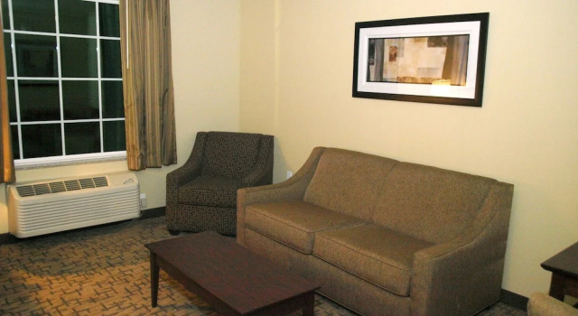 Люкс Cobblestone Inn & Suites - Vinton