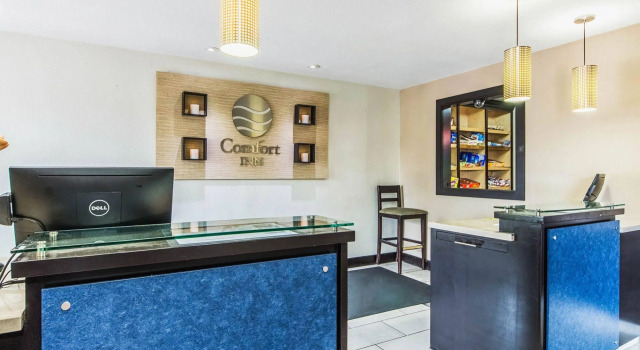 Comfort Inn Dallas Park Central