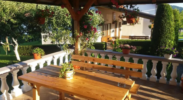 Guesthouse Tomas, Book Pension Rakovica Karlovac county