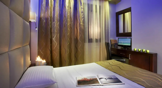 4 You Family 2020, Book Hotel  