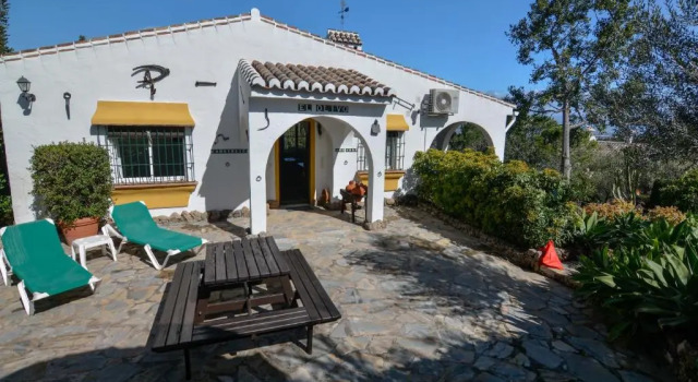 OLIVO Finca La Raja, Varaa Villa Mökit kohteessa Malaga Province, Mökki