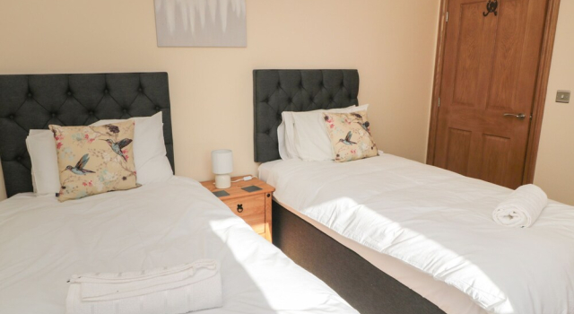 Nook Cottage, Buchen Sie Ferienhaus Hotels in Schottland mit Parkplatz, Parkplätze