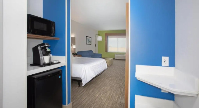 Двухместный люкс c 1 комнатой Holiday Inn Express & Suites - Goodland I-70 by IHG