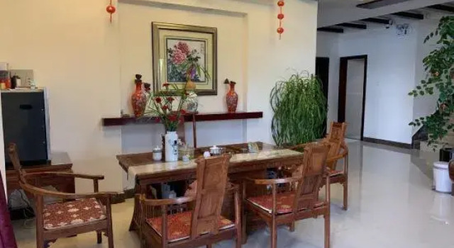 Water Source Garden Homestay, Rezerwuj Hotel Hotele w Baoshan z parkingiem, Parking