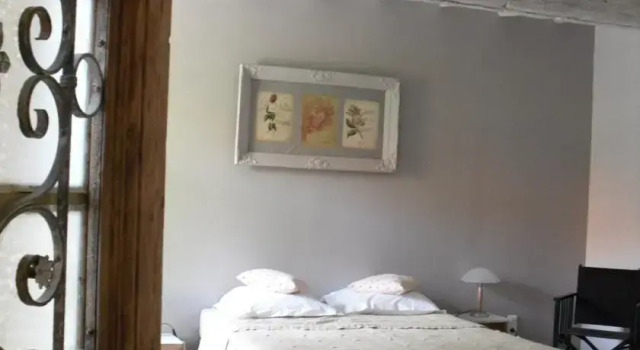 B&B - La Cense du Pont, Varaa Bed and Breakfast Croix Picardy
