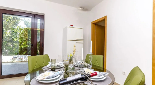 Villa Alka, Rezerwuj Willa Hotele w Split-Dalmatia County z parkingiem, Parking