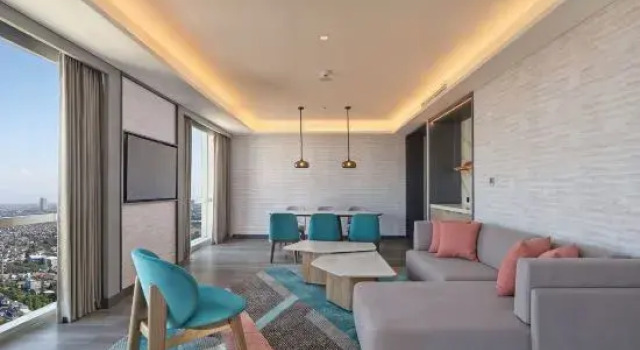 Suite Aloft by Marriott Surabaya Pakuwon City